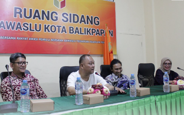 Anggota Bawaslu RI Totok Hariyono Ajak Bawaslu Balikpapan Jadi “Pekerja Demokrasi” Sepanjang Waktu