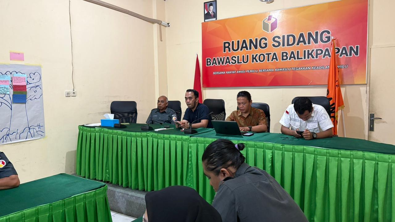 Bawaslu Balikpapan Optimalkan Kapasitas SDM Melalui Praktik Penerapan Aplikasi Srikandi