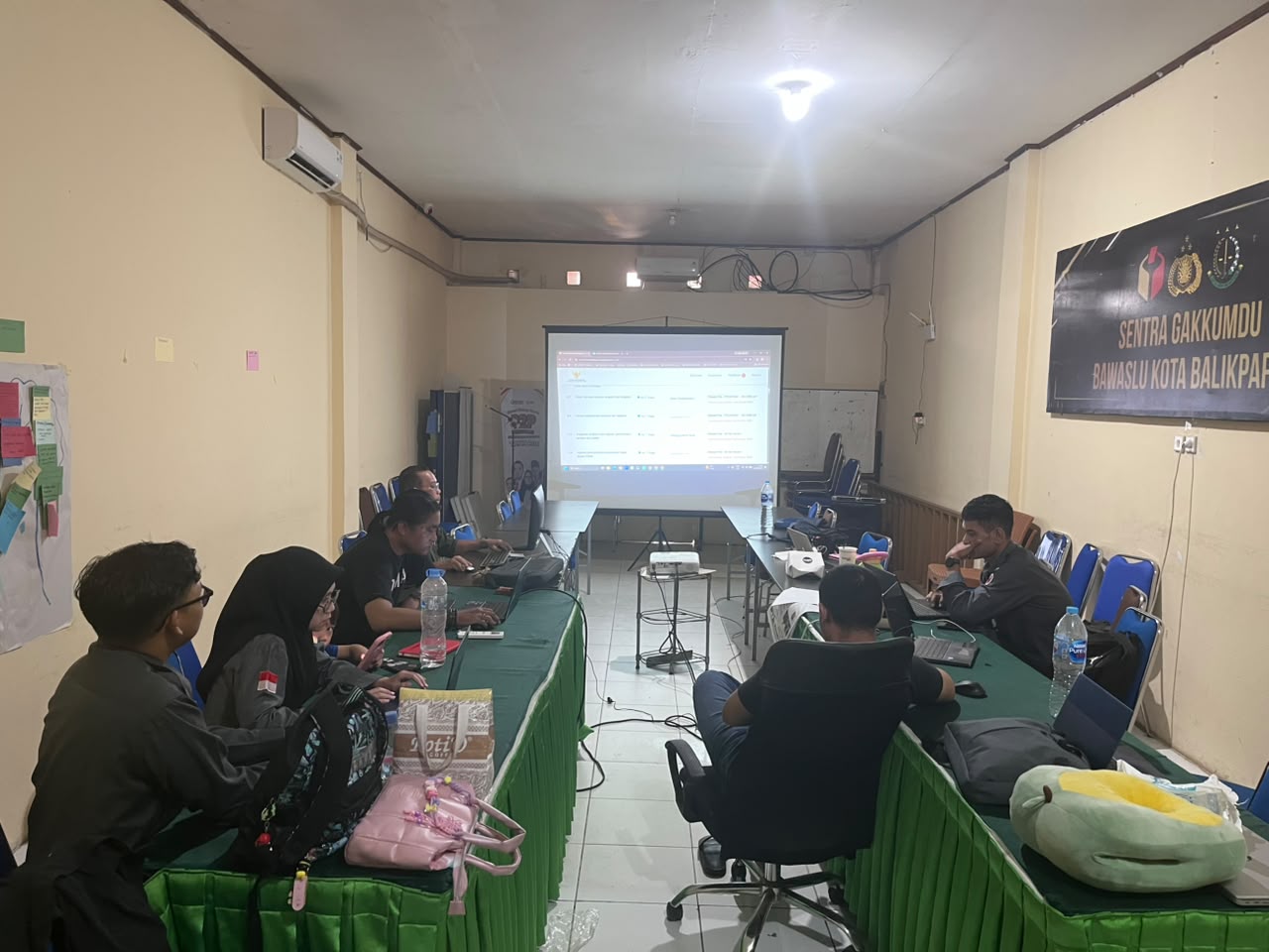 Dokumentasi Bawaslu Kota Balikpapan Perkuat Pengelolaan Data dan Informasi untuk Mendukung Keterbukaan Informasi