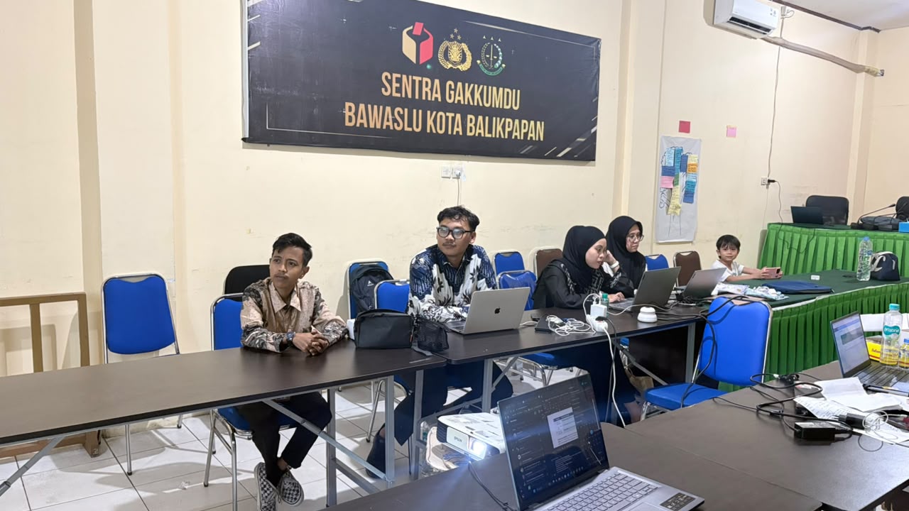 Dokumentasi Bawaslu Balikpapan Evaluasi Kehumasan, Matangkan Strategi Publikasi ke Depan