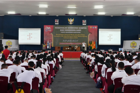 Suasana selama penyampaikan materi dari KPU dan Bawaslu Kota Balikpapan.