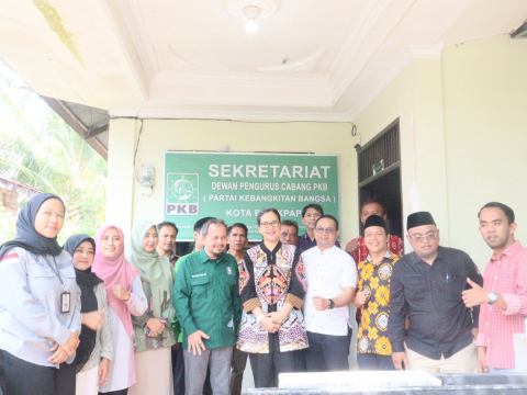 Dokumentasi Bawaslu Balikpapan Dampingi Kesbangpol Monitoring Bantuan Keuangan Parpol di DPC PKB