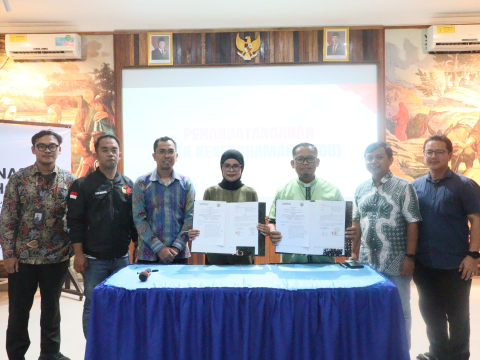Dokumentasi Bawaslu Balikpapan dan Paroki Santo Klemens Tandatangani MoU Penguatan Pengawasan Partisipatif Menuju Pemilu 2029