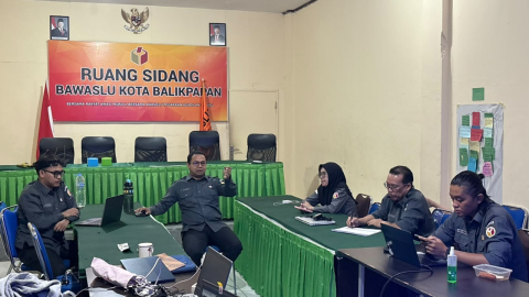 Dokumentasi Bawaslu Balikpapan Evaluasi Pengisian SAQ KIP Tahun 2026