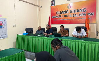 Bawaslu Balikpapan Optimalkan Kapasitas SDM Melalui Praktik Penerapan Aplikasi Srikandi