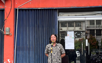 Anggota Bawaslu Kota Balikpapan, Dedi Irawan SH,I.,MH. memimpin apel.