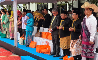 Anggota Bawaslu Kota Balikpapan, Dedi Irawan mengikuti rangkaian kegiatan Peringatan HUT Kota Balikpapan ke-129.
