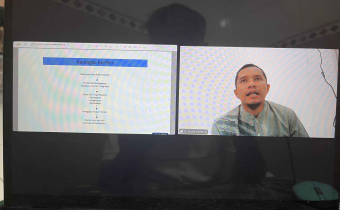 Anggota Bawaslu Provinsi Kalimantan Timur, Daini Rahmat mengisi materi pada diskusi daring bertajuk "Ngabuburit Pengawasan Edisi IV"