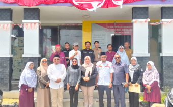Dokumentasi Bawaslu Balikpapan Dampingi PKS, Dorong Pemutakhiran Data Partai Politik Secara Berkala