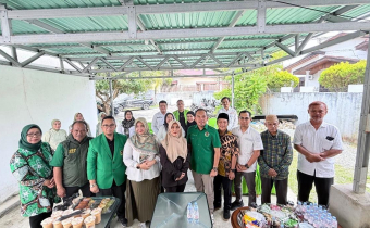 Dokumentasi Monitoring dan Evaluasi Bantuan Keuangan Parpol, Bawaslu Balikpapan Dampingi Badan Kesbagpol Balikpapan Sambangi DPC PPP Kota Balikpapan